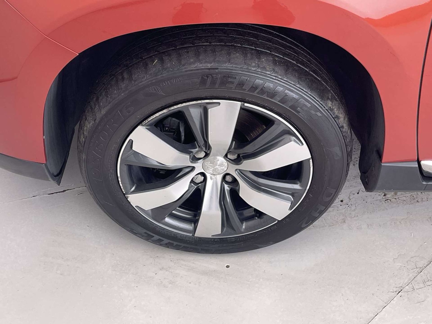 Used Peugeot 2008 2015 for sale - 76544317: Photo 11