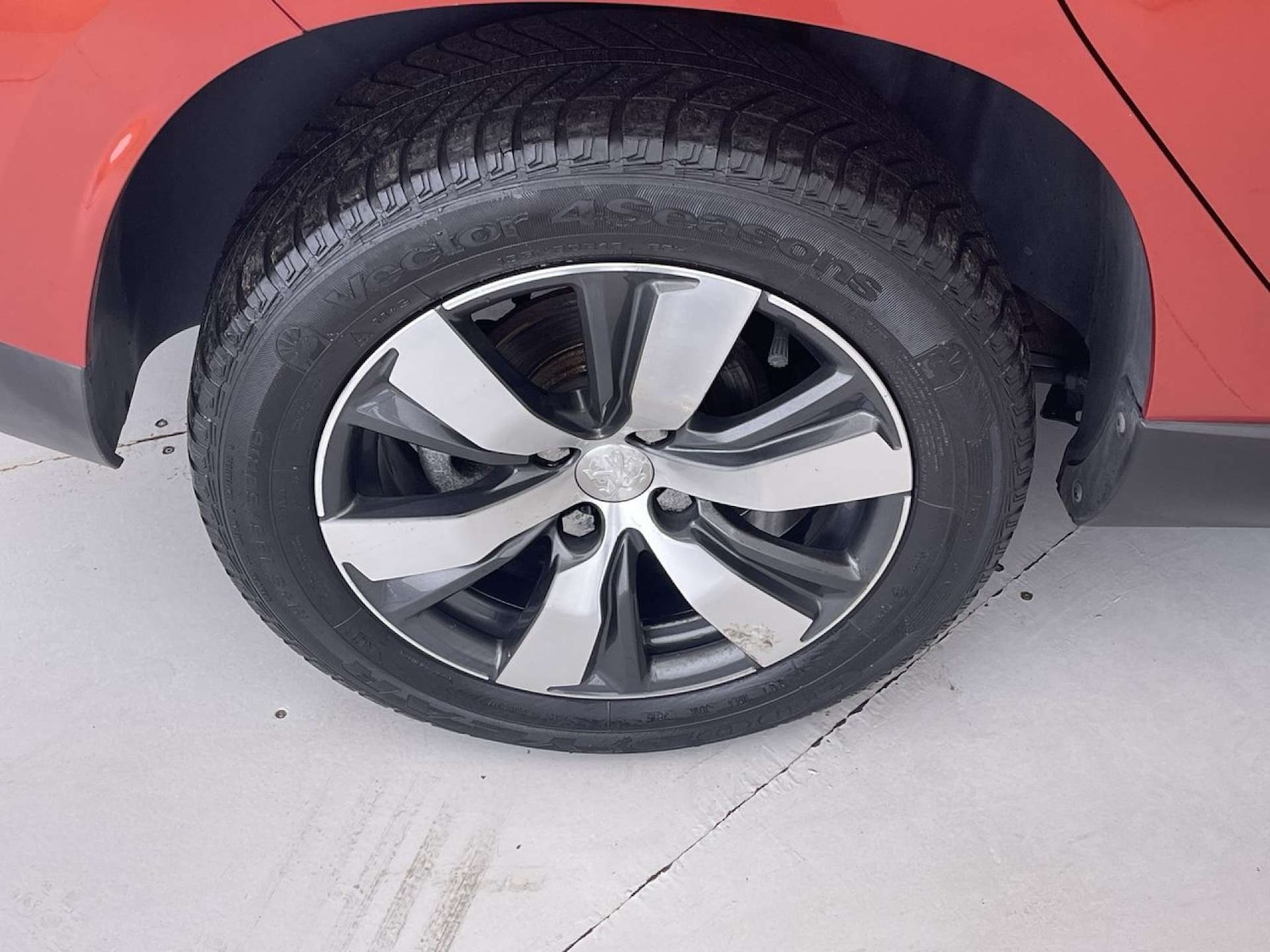 Used Peugeot 2008 2015 for sale - 76544317: Photo 23