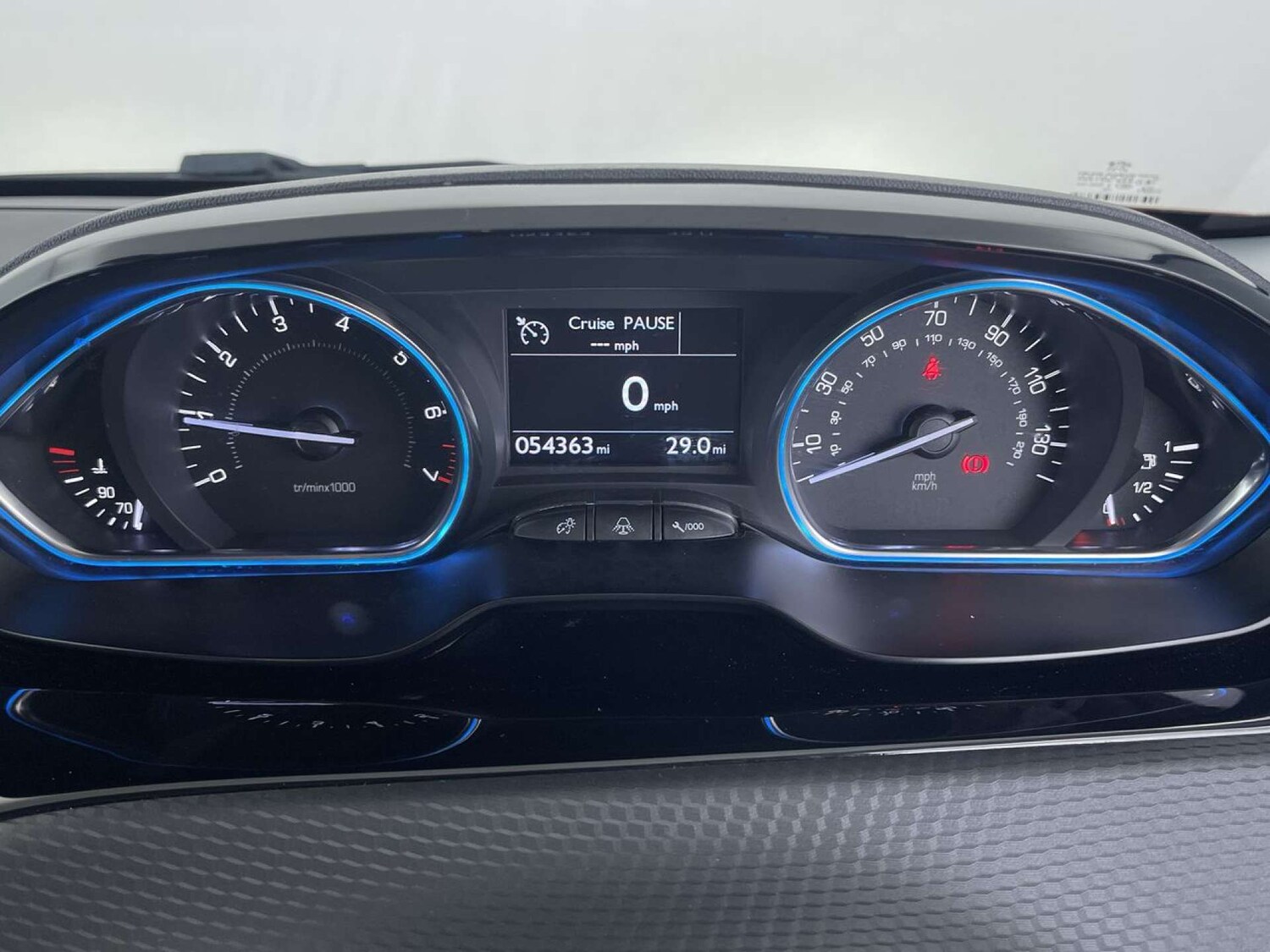 Used Peugeot 2008 2015 for sale - 76544317: Photo 39