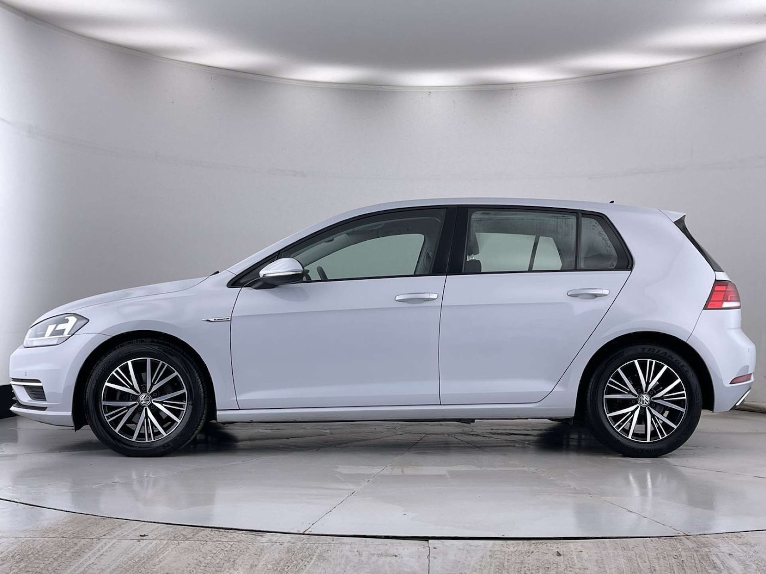 Used Volkswagen Golf 2019 for sale - 76481380: Photo 16