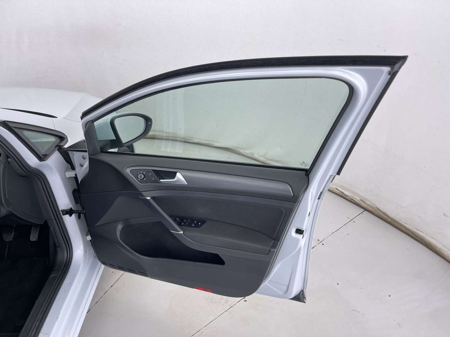 Used Volkswagen Golf 2019 for sale - 76481380: Photo 29