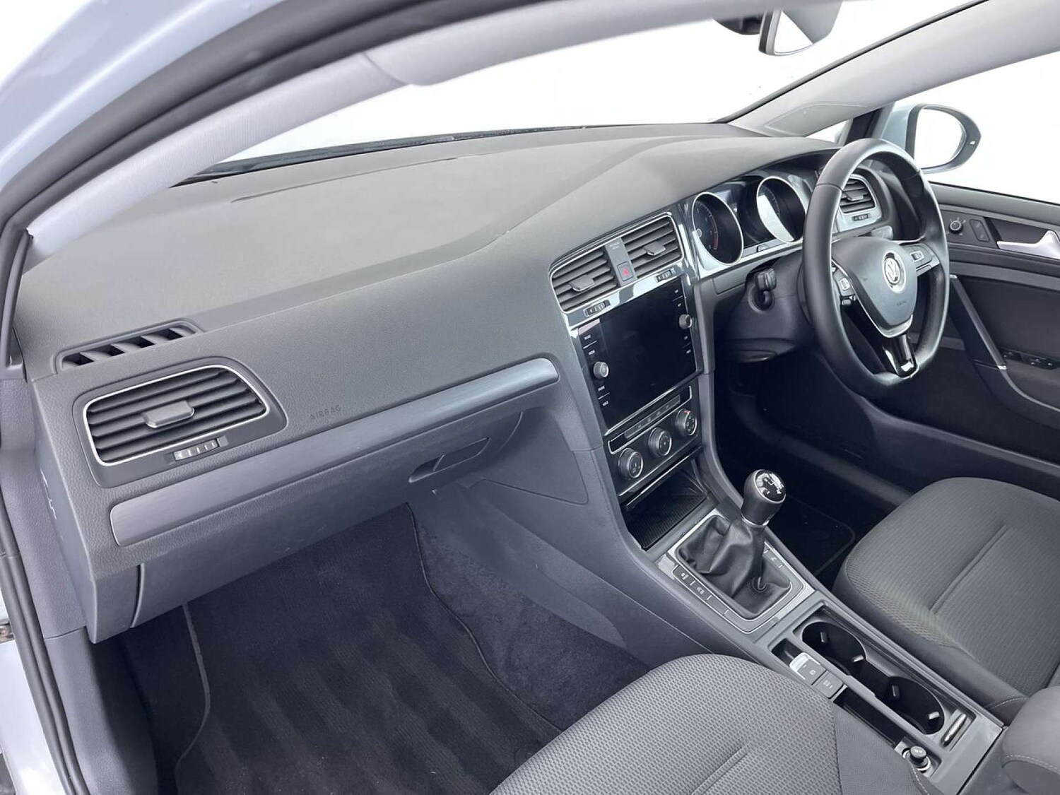 Used Volkswagen Golf 2019 for sale - 76481380: Photo 32