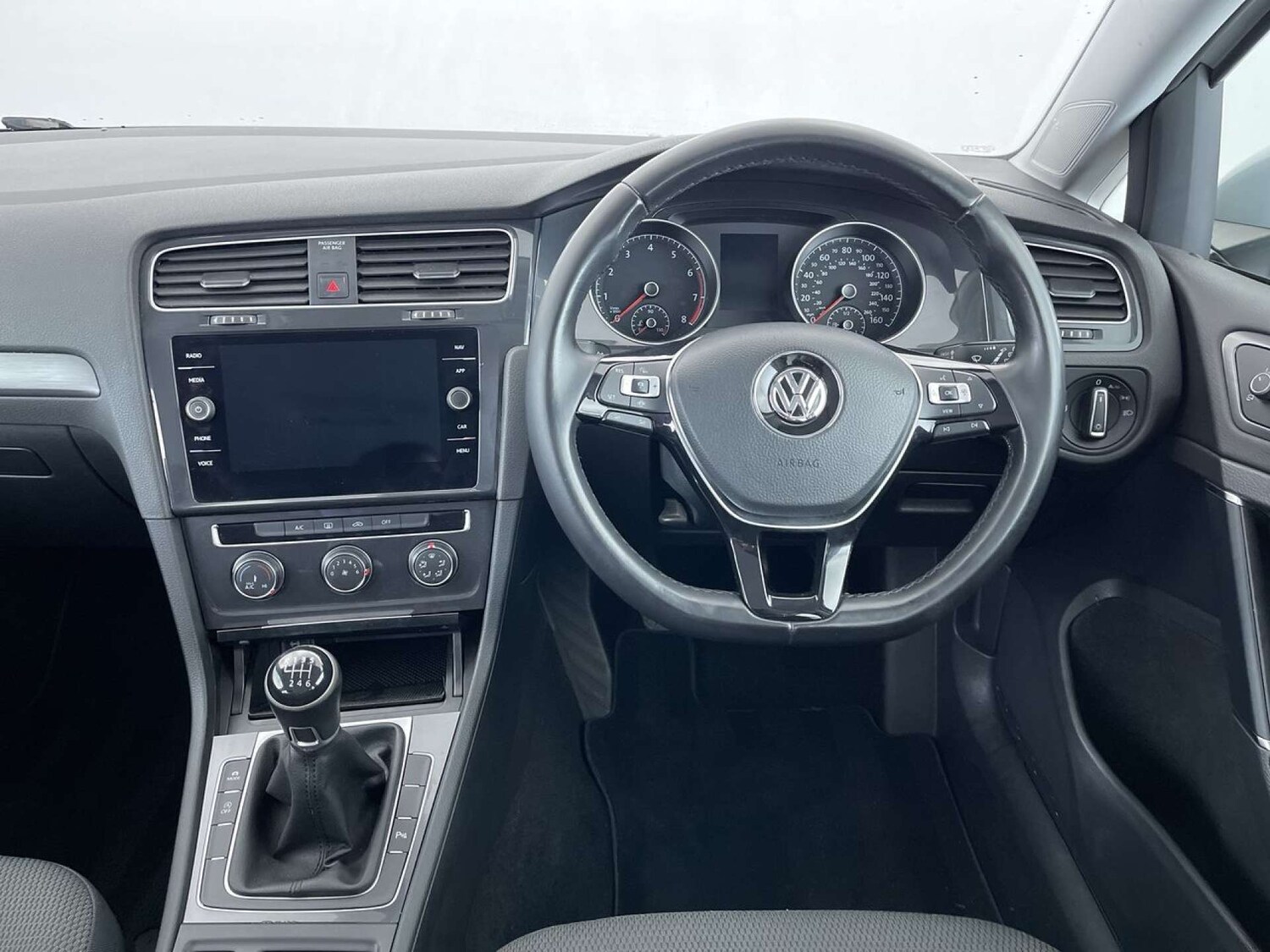 Used Volkswagen Golf 2019 for sale - 76481380: Photo 35