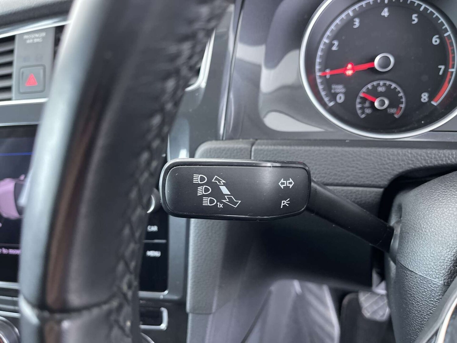 Used Volkswagen Golf 2019 for sale - 76481380: Photo 54