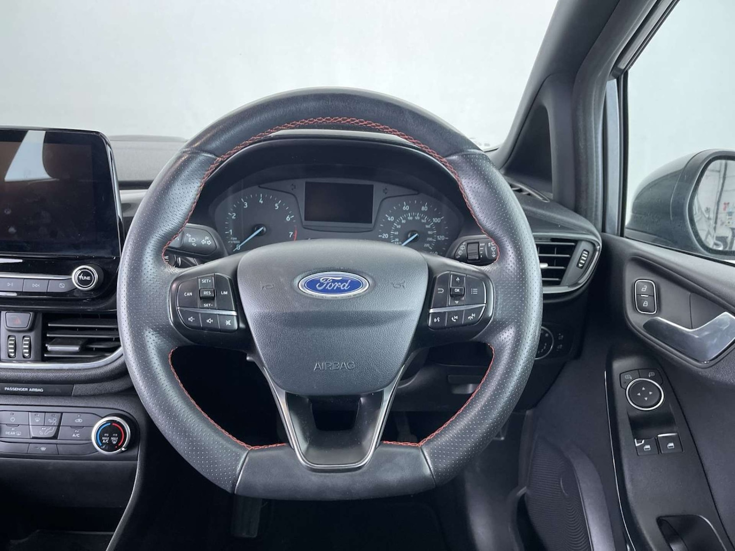 Used Ford Fiesta 2019 for sale - 76352655: Photo 34