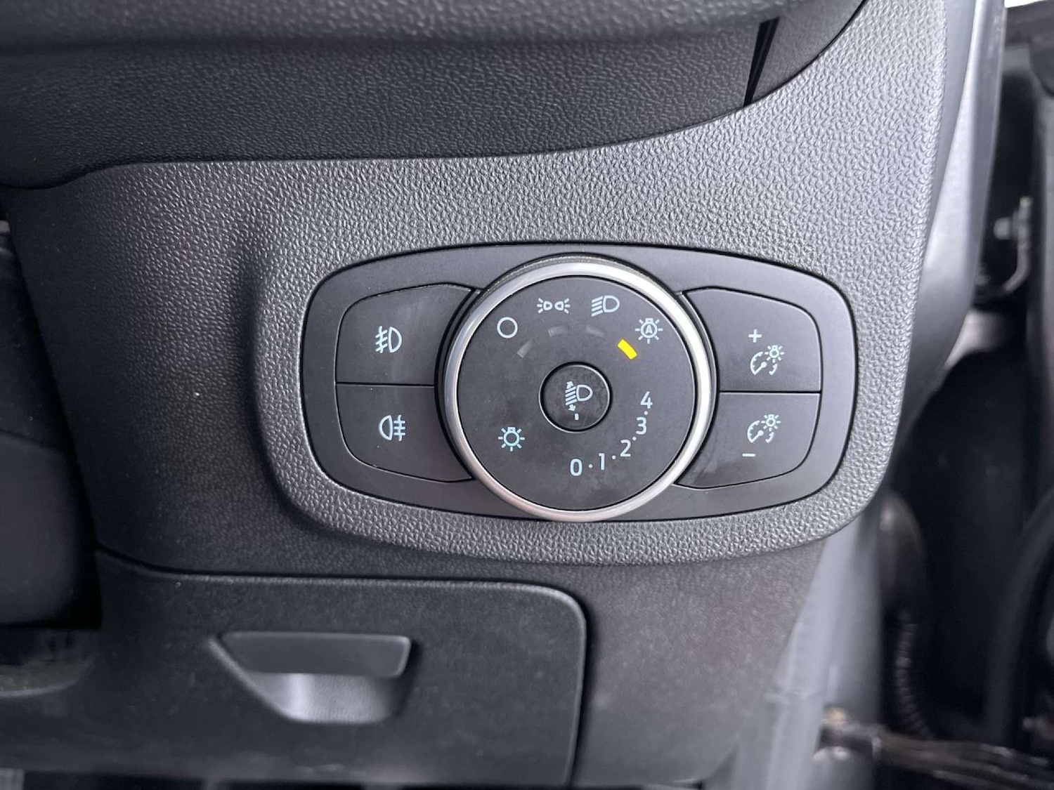 Used Ford Fiesta 2019 for sale - 76352655: Photo 48