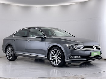 Volkswagen - Passat