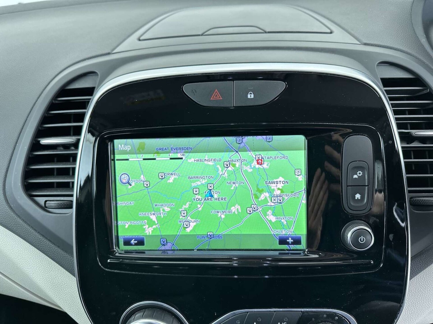 Used Renault Captur 2017 for sale - 77492533: Photo 42