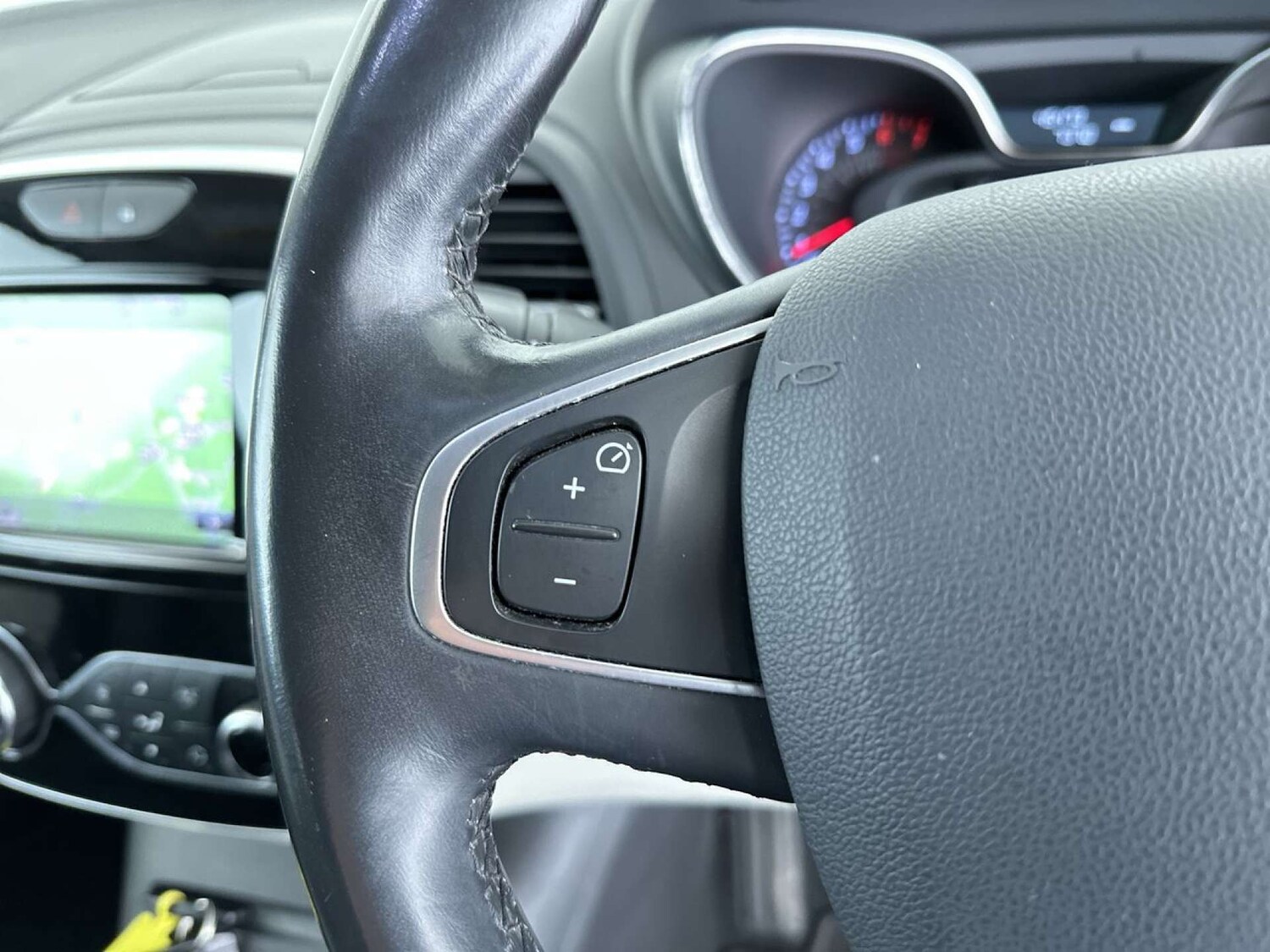 Used Renault Captur 2017 for sale - 77492533: Photo 53