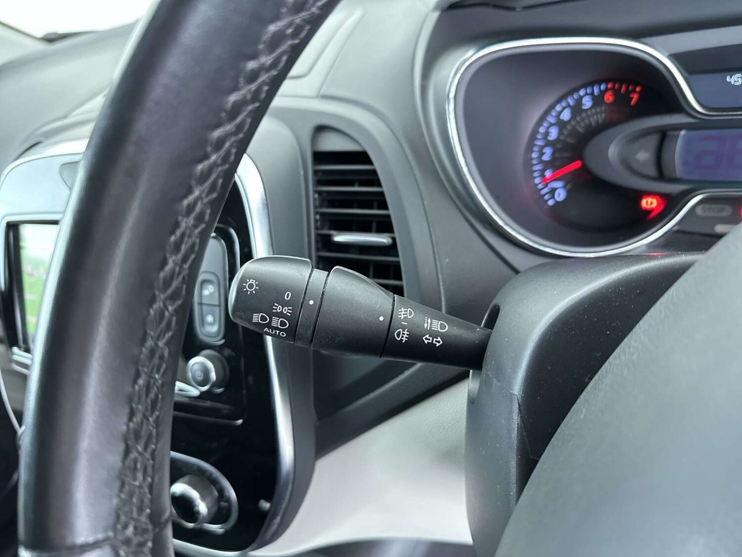 Used Renault Captur 2017 for sale - 77492533: Photo 55