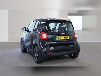 Used smart fortwo 2022 for sale - 79219410: Photo