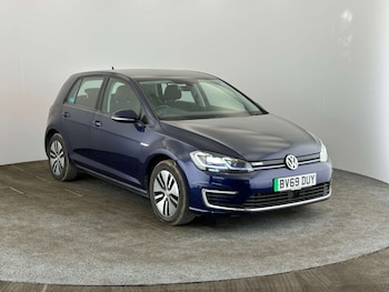 Used Volkswagen Golf 2019 for sale - 79017131: Photo