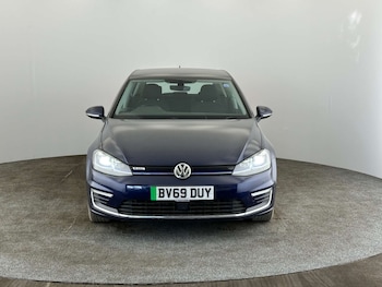 Used Volkswagen Golf 2019 for sale - 79017131: Photo
