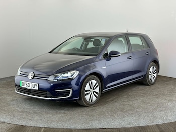 Used Volkswagen Golf 2019 for sale - 79017131: Photo