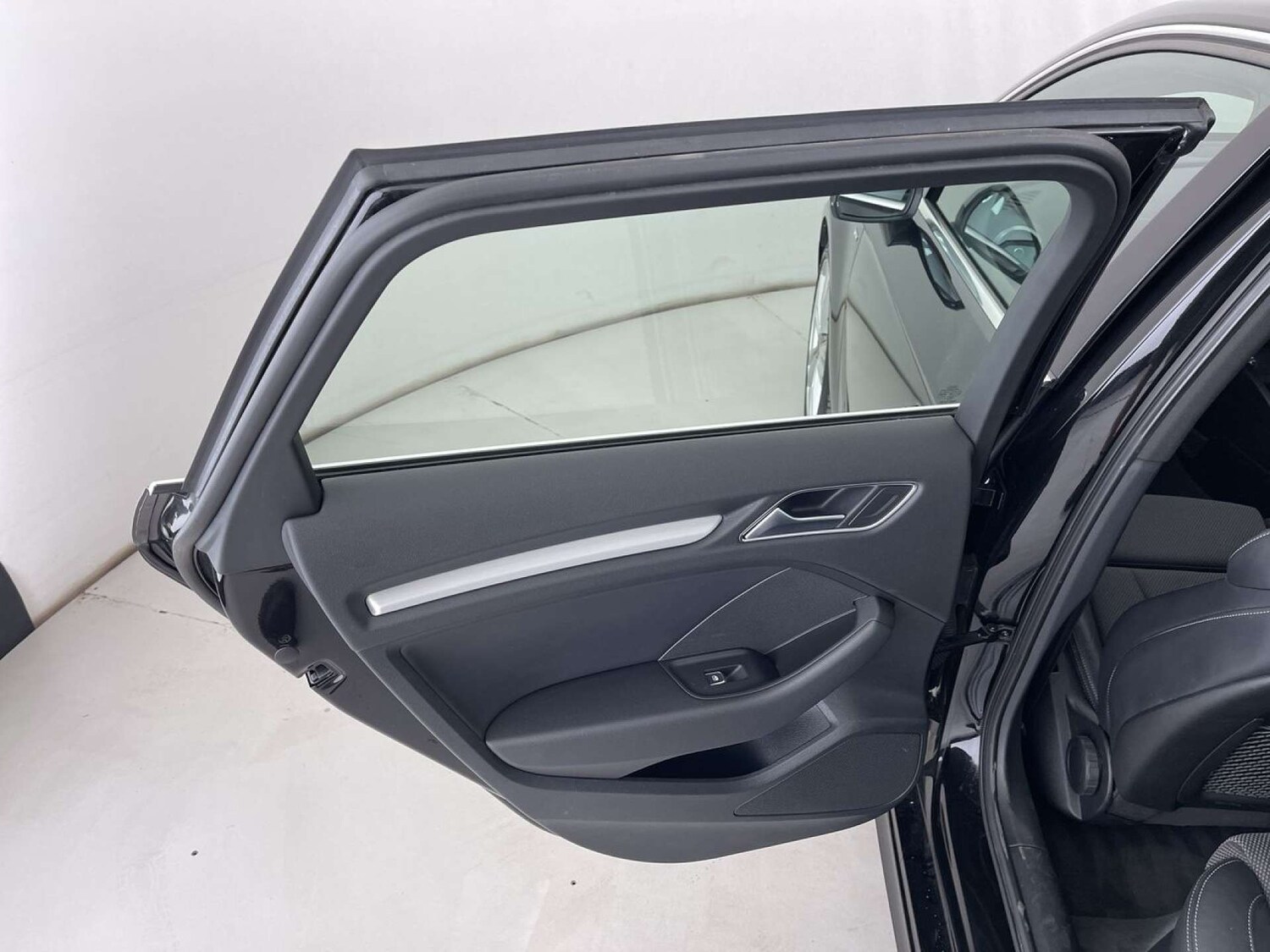 Used Audi A3 2018 for sale - 76056640: Photo 26