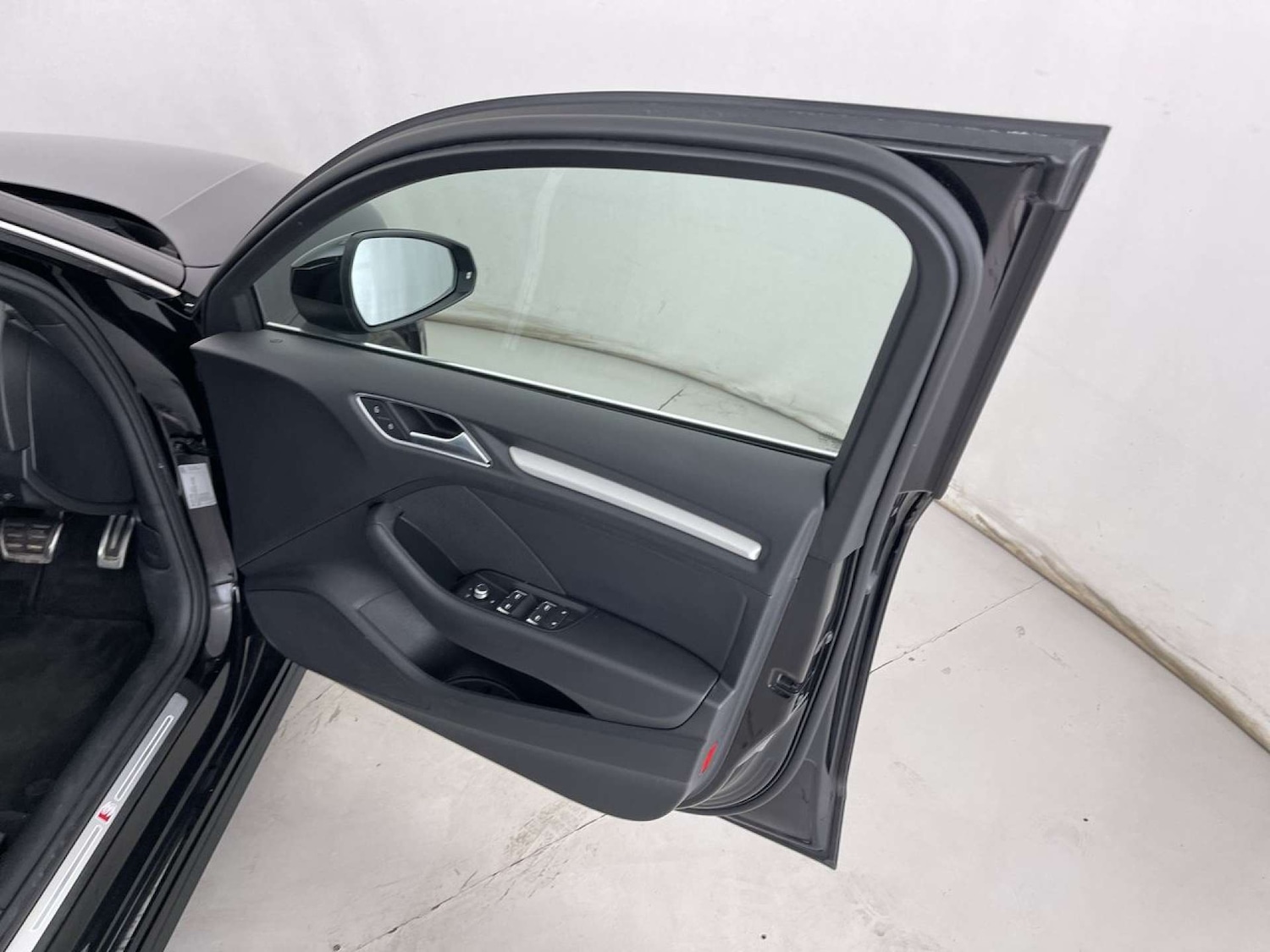 Used Audi A3 2018 for sale - 76056640: Photo 27