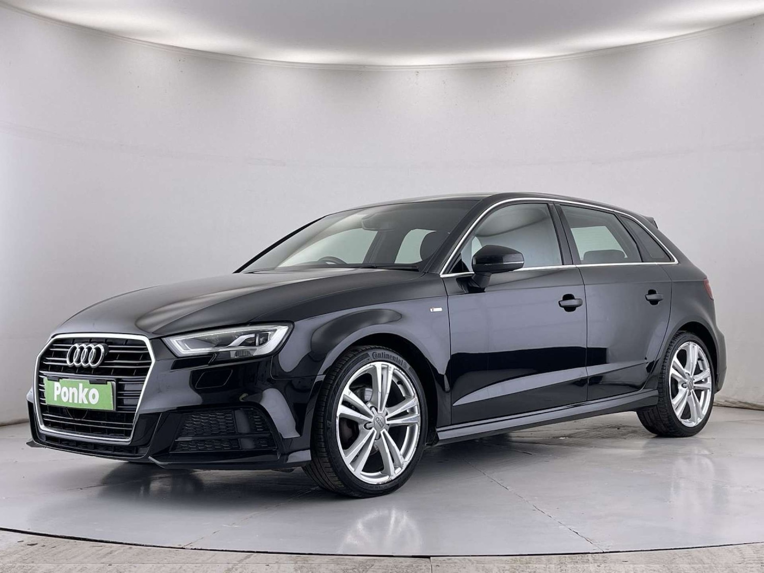Used Audi A3 2018 for sale - 76056640: Photo 4