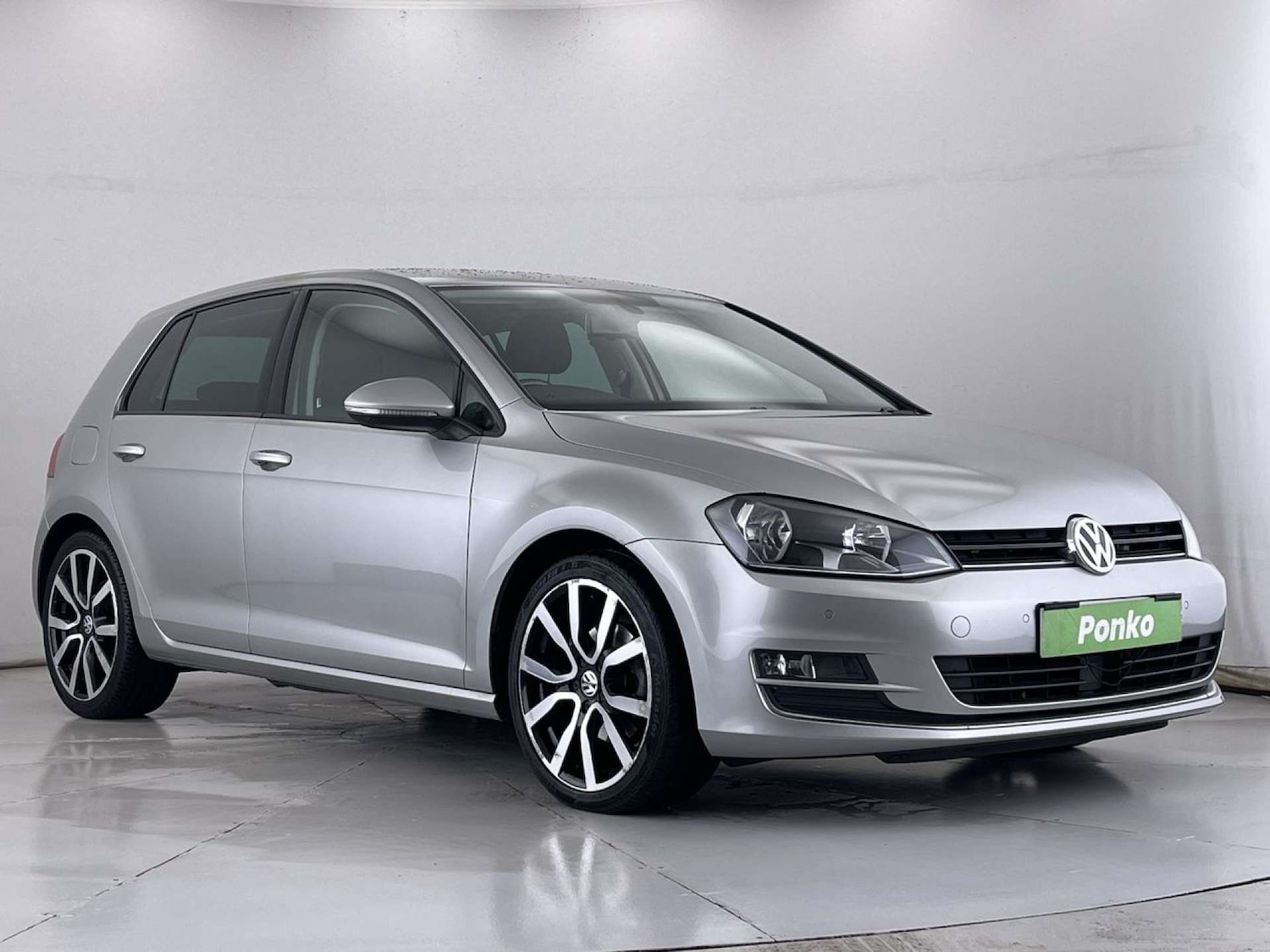 Used Volkswagen Golf 2015 for sale - 76447053: Photo 1