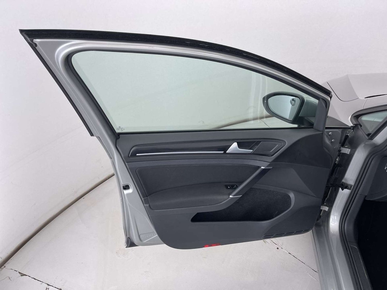 Used Volkswagen Golf 2015 for sale - 76447053: Photo 25