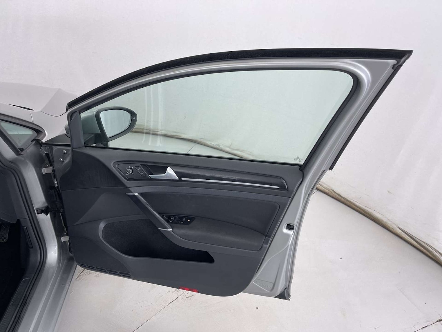 Used Volkswagen Golf 2015 for sale - 76447053: Photo 27