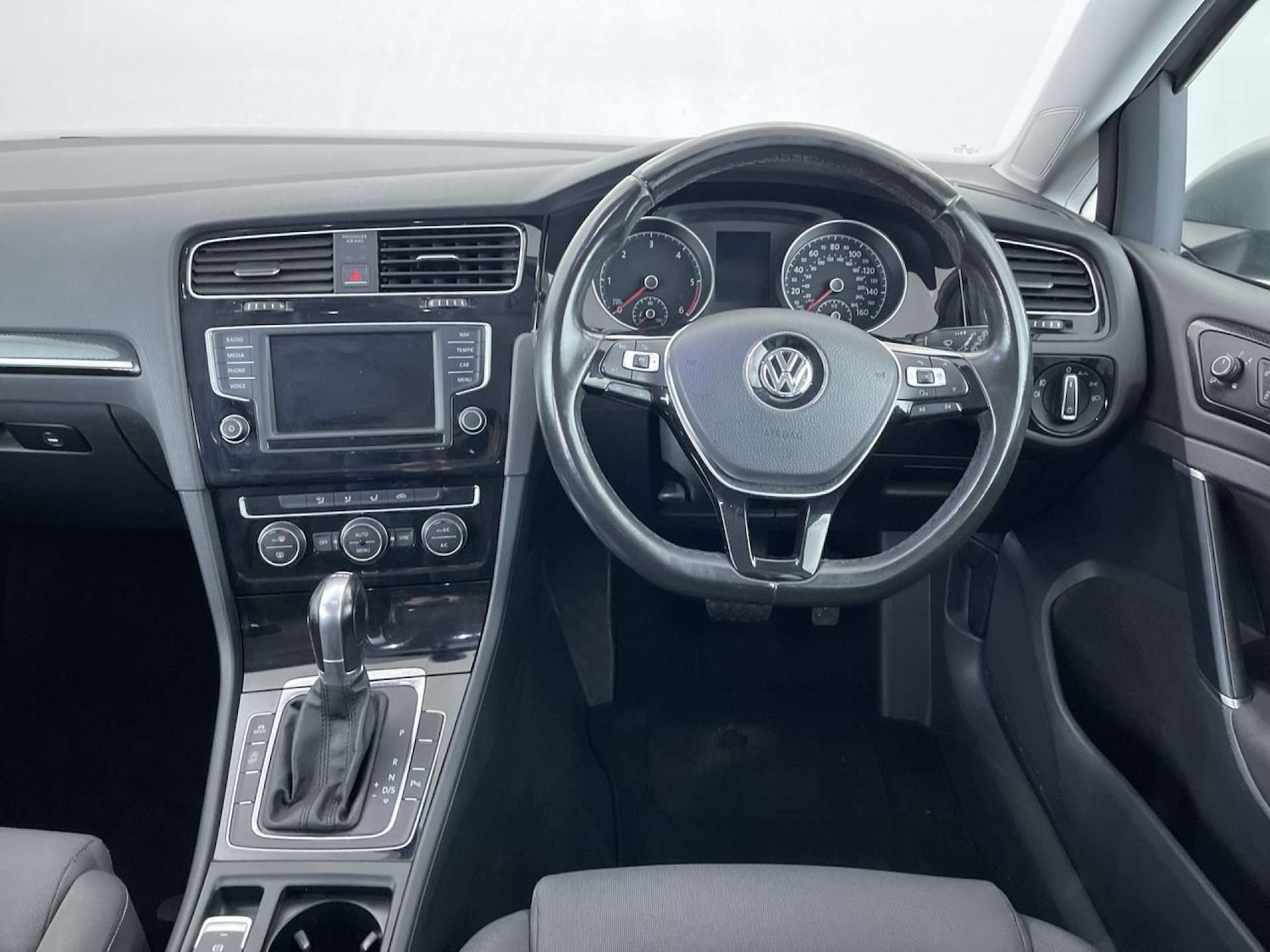 Used Volkswagen Golf 2015 for sale - 76447053: Photo 33