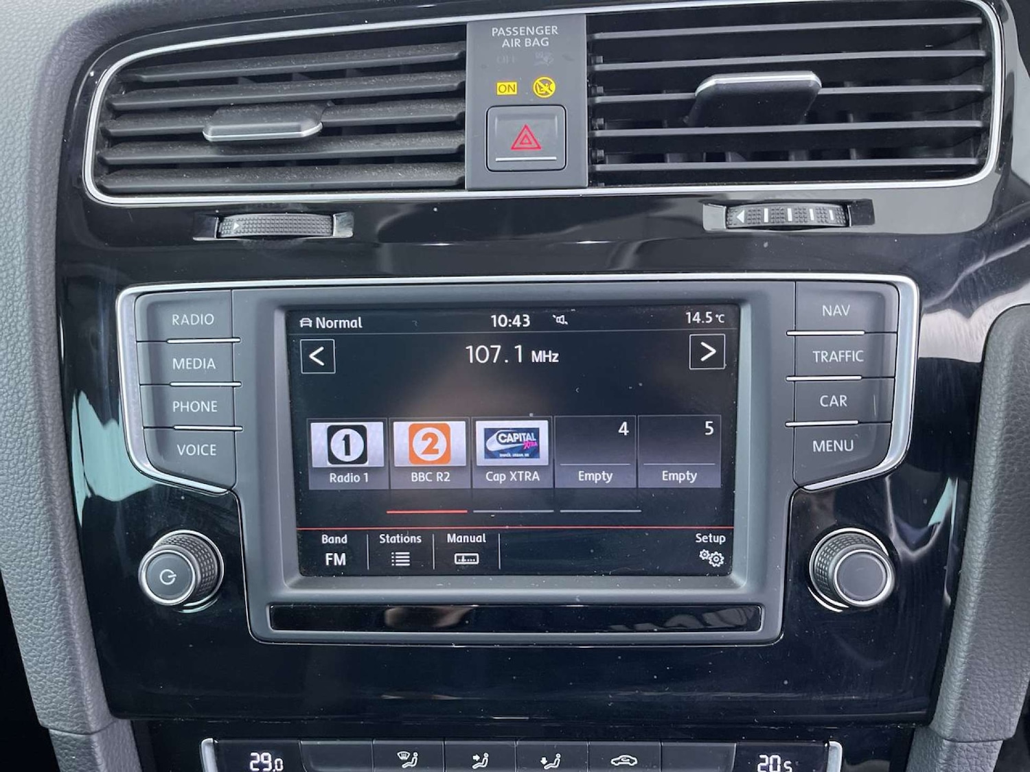 Used Volkswagen Golf 2015 for sale - 76447053: Photo 39