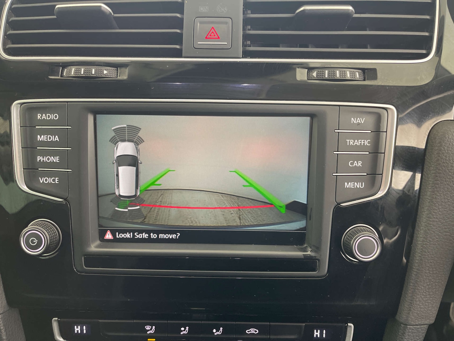 Used Volkswagen Golf 2015 for sale - 76447053: Photo 41