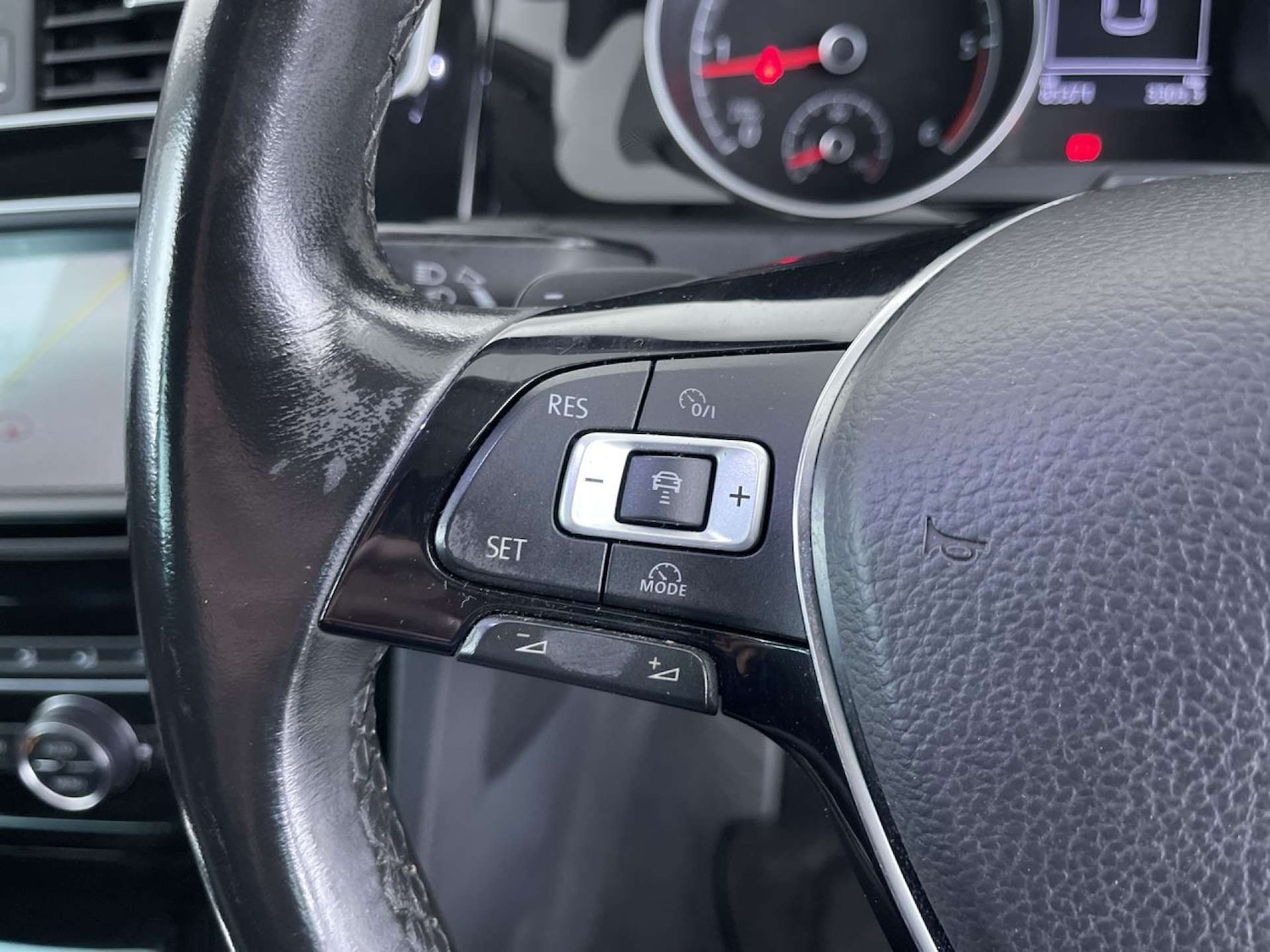 Used Volkswagen Golf 2015 for sale - 76447053: Photo 50