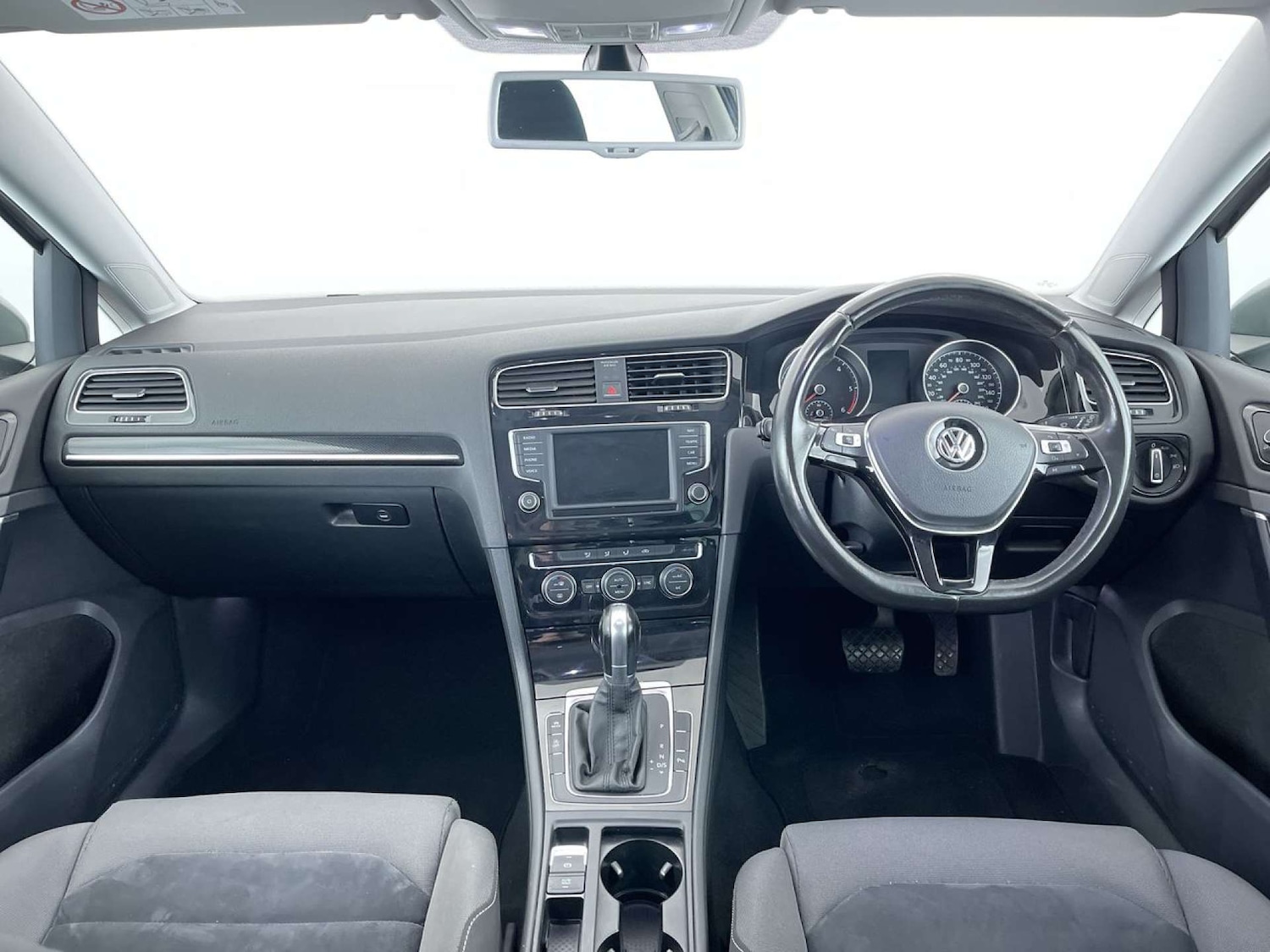 Used Volkswagen Golf 2015 for sale - 76447053: Photo 8