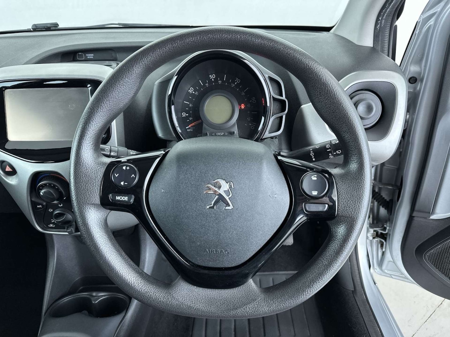 Used Peugeot 108 2015 for sale - 78091323: Photo 34