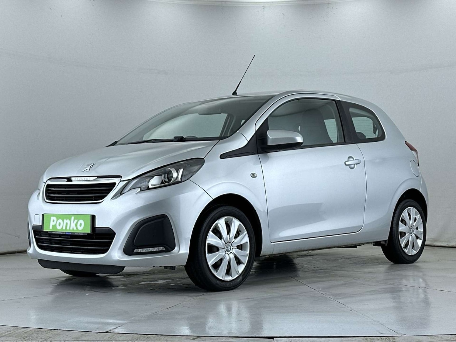 Used Peugeot 108 2015 for sale - 78091323: Photo 4