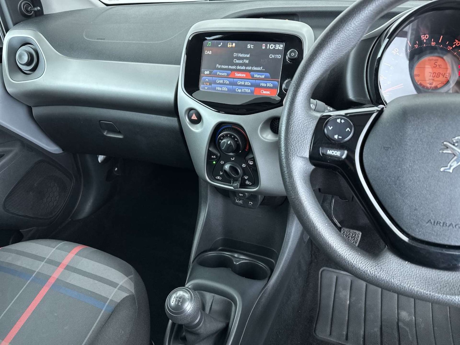 Used Peugeot 108 2015 for sale - 78091323: Photo 42