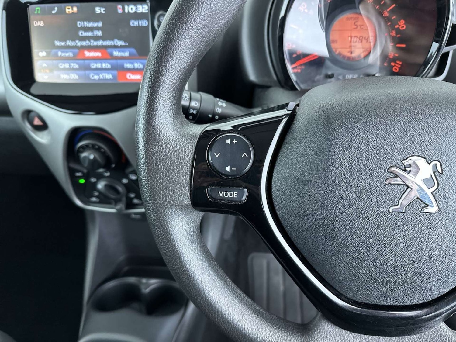 Used Peugeot 108 2015 for sale - 78091323: Photo 46