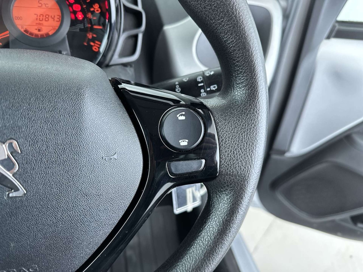 Used Peugeot 108 2015 for sale - 78091323: Photo 47