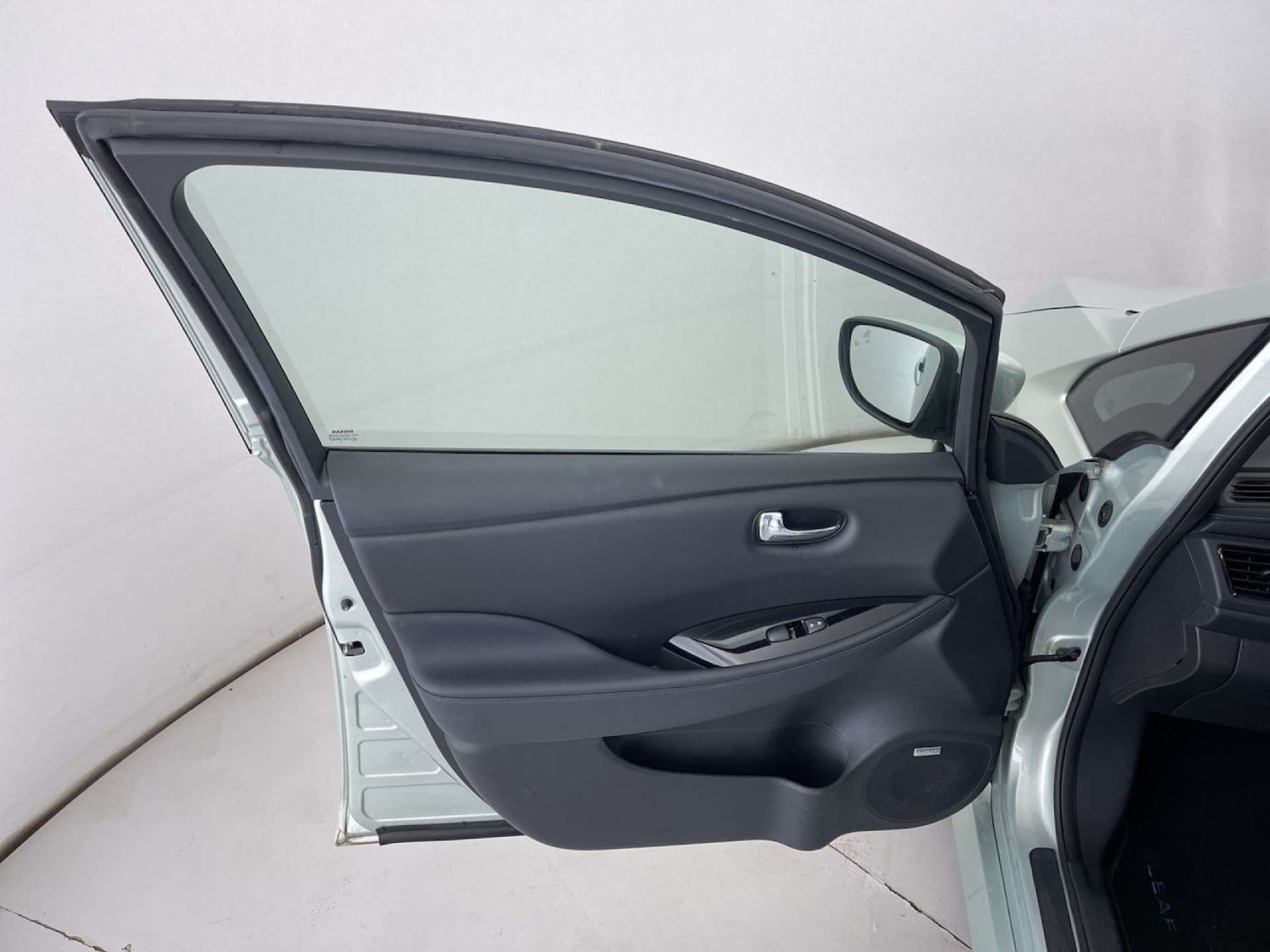 Used Nissan Leaf 2018 for sale - 76829970: Photo 27