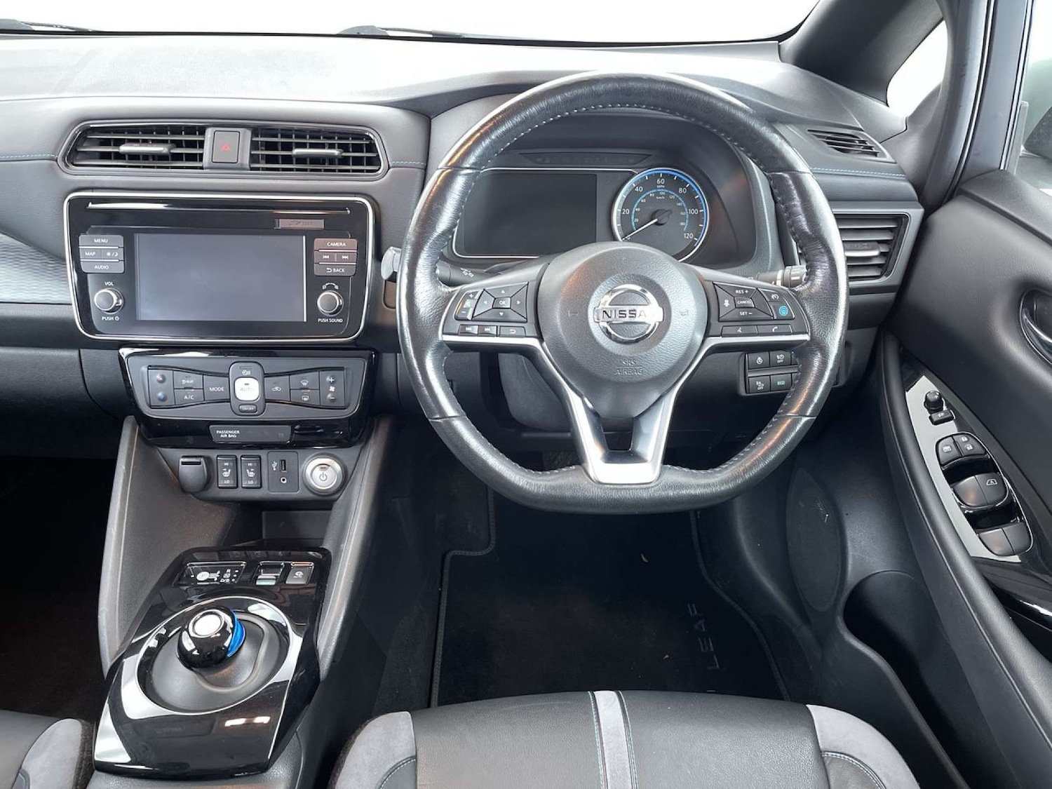 Used Nissan Leaf 2018 for sale - 76829970: Photo 35