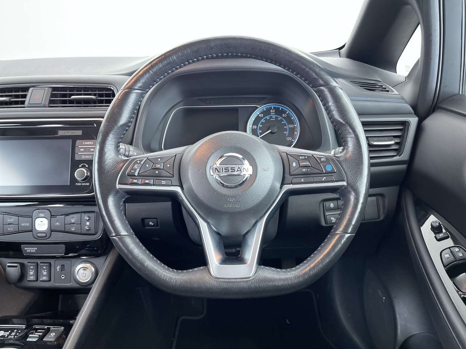 Used Nissan Leaf 2018 for sale - 76829970: Photo 36