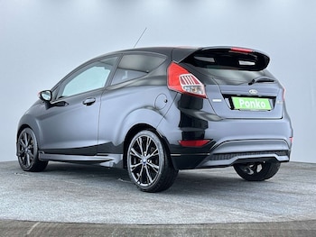 Used Ford Fiesta 2016 for sale - 78864142: Photo