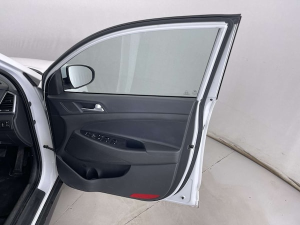 Used Hyundai TUCSON 2017 for sale - 76170867: Photo 29