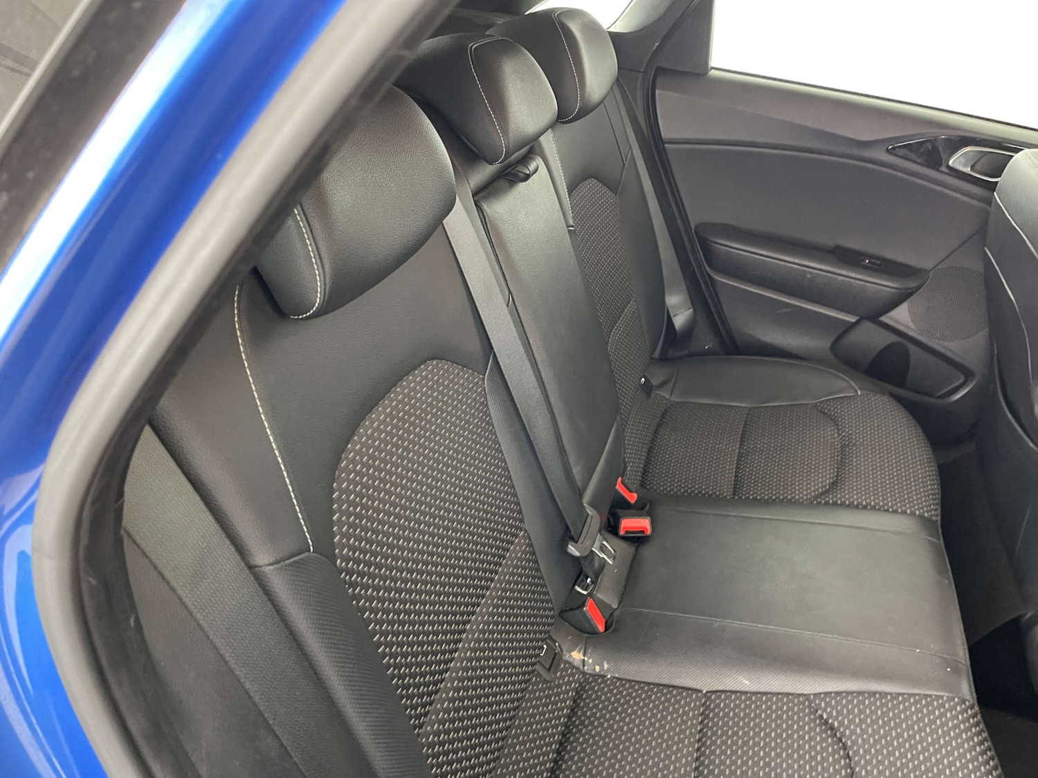 Used Kia Ceed 2018 for sale - 76509341: Photo 8