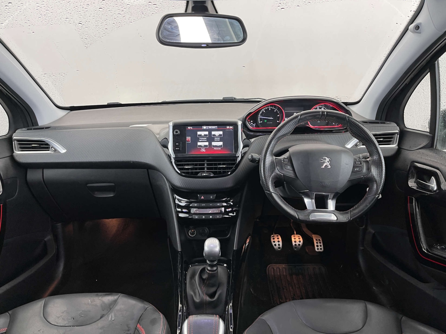 Used Peugeot 2008 2017 for sale - 76352652: Photo 10