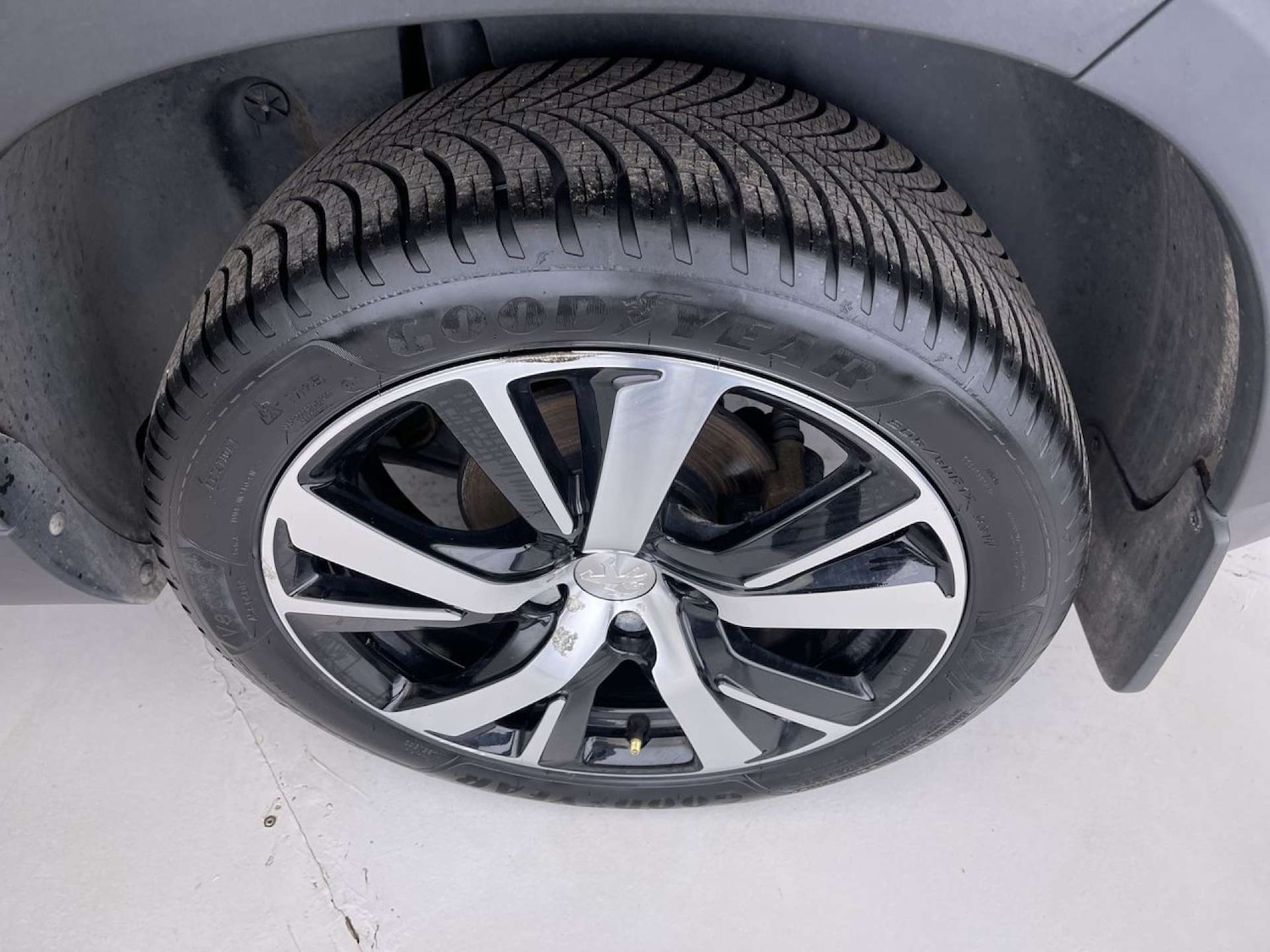 Used Peugeot 2008 2017 for sale - 76352652: Photo 22