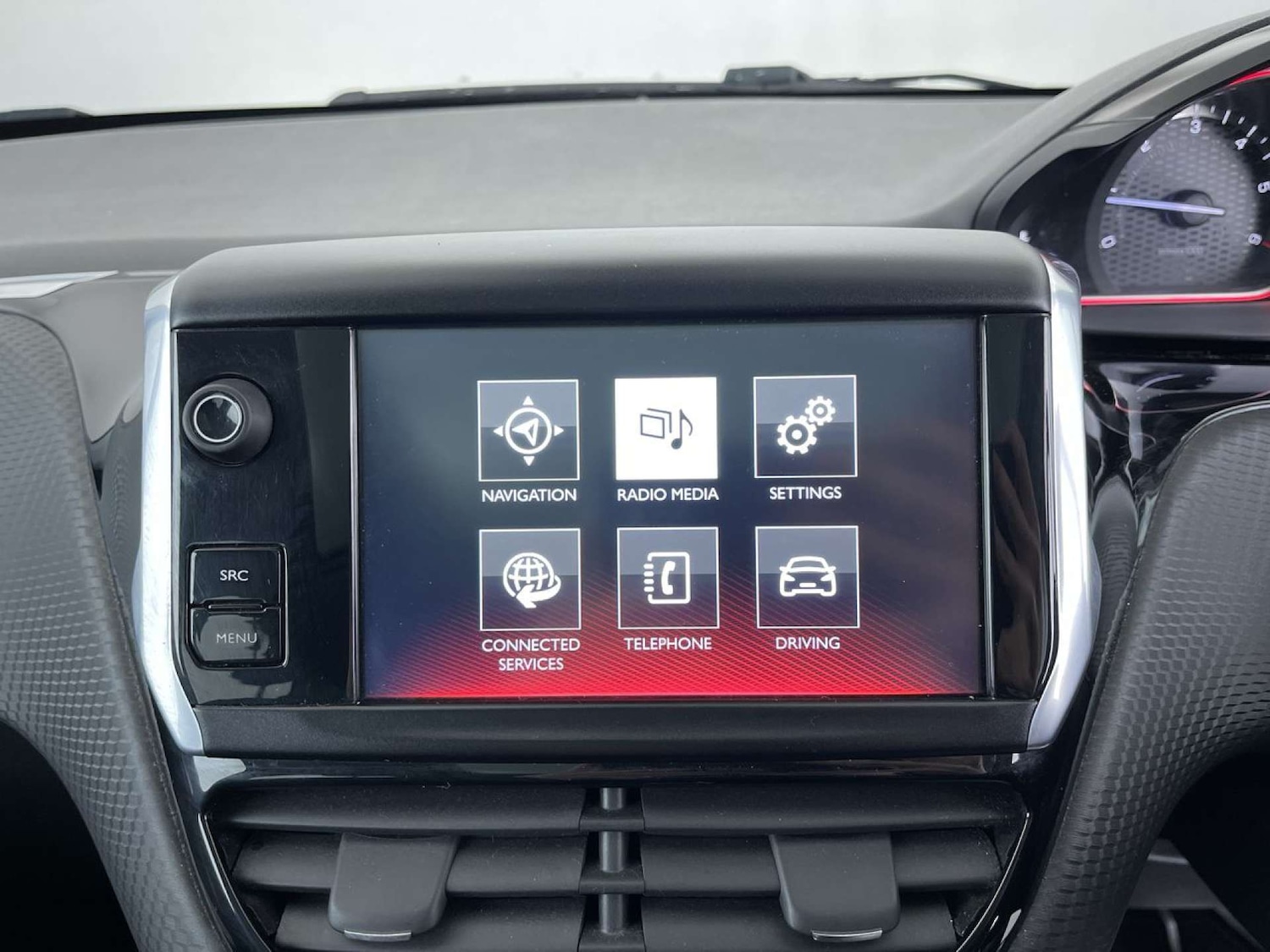 Used Peugeot 2008 2017 for sale - 76352652: Photo 40