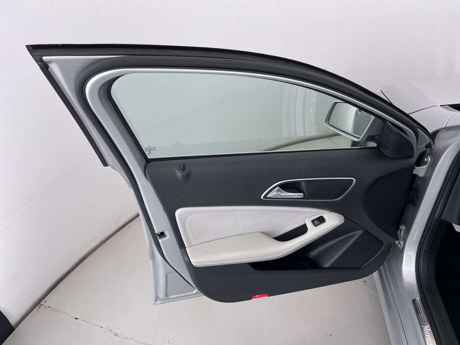 Used Mercedes-Benz A-Class 2016 for sale - 76038519: Photo 27