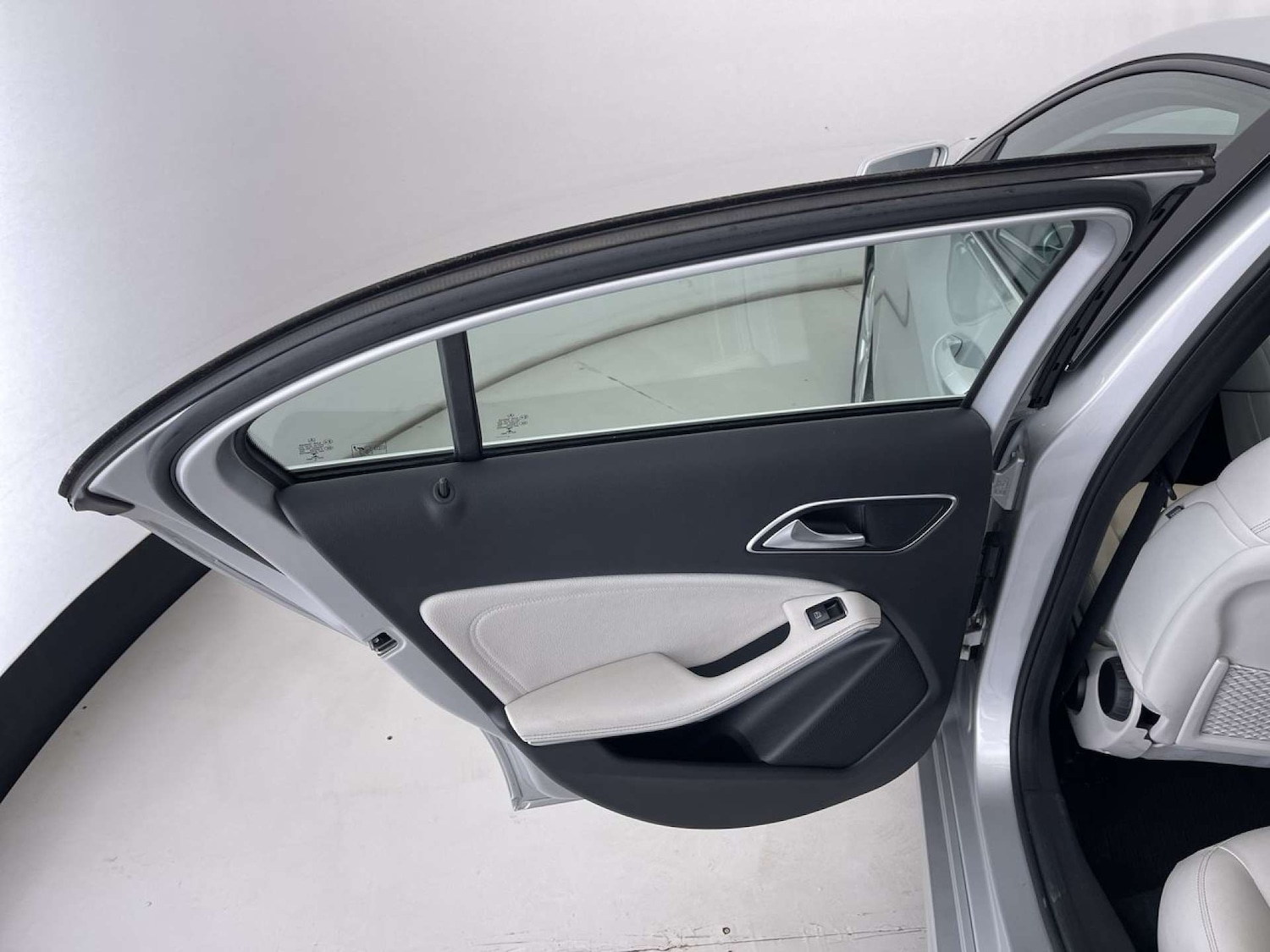 Used Mercedes-Benz A-Class 2016 for sale - 76038519: Photo 28