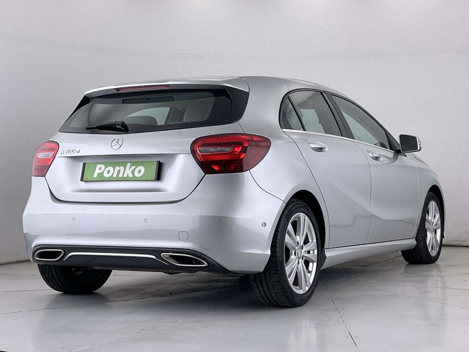 Used Mercedes-Benz A-Class 2016 for sale - 76038519: Photo 5