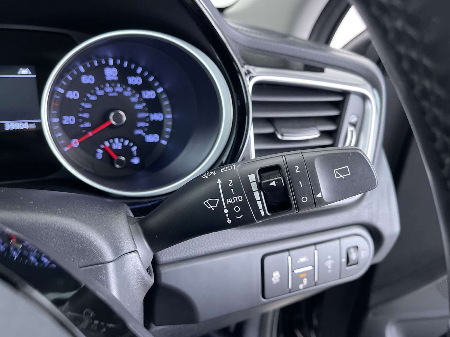 Used Kia Ceed 2018 for sale - 78106755: Photo 57