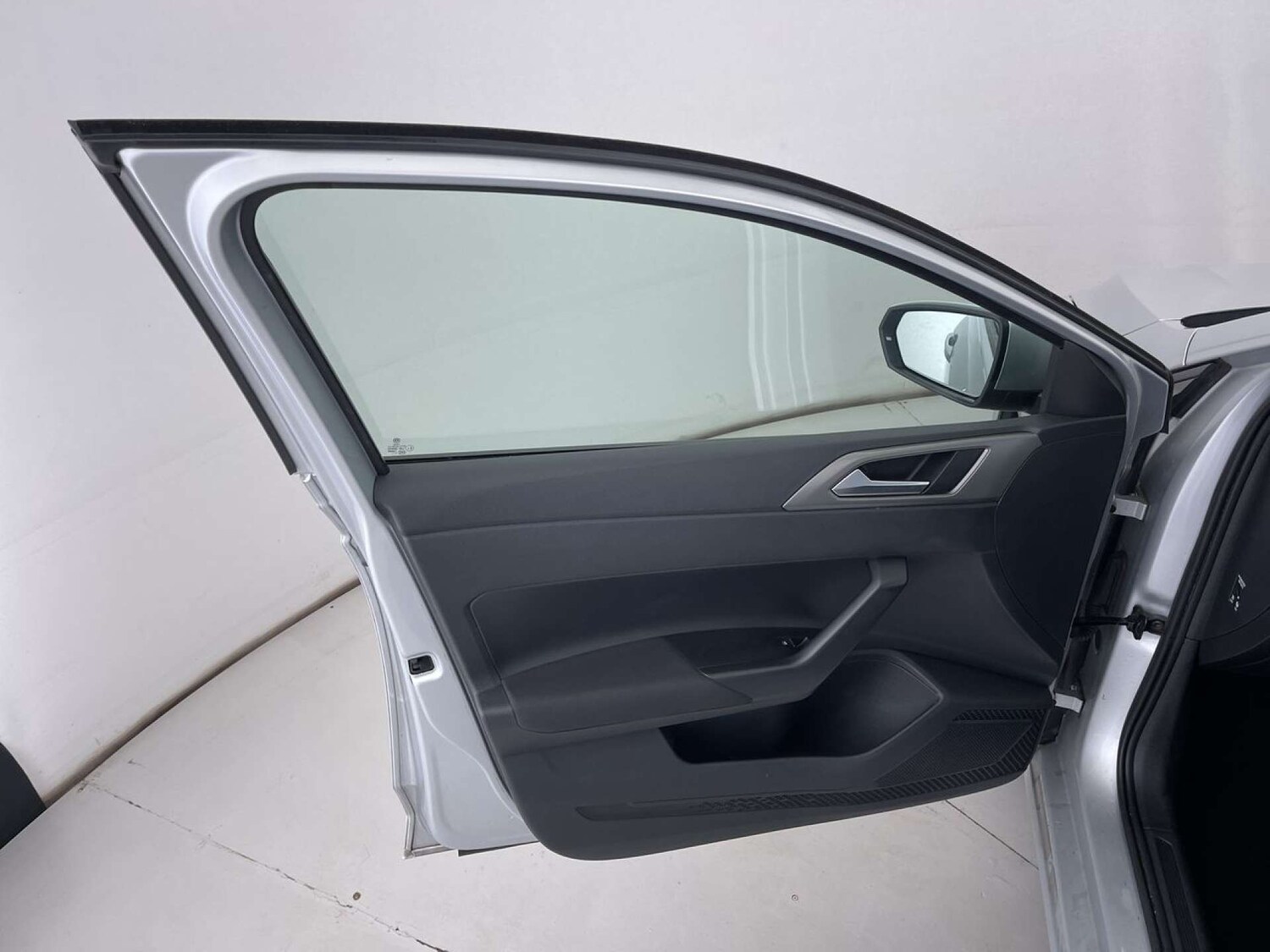 Used Volkswagen Polo 2019 for sale - 77775405: Photo 27