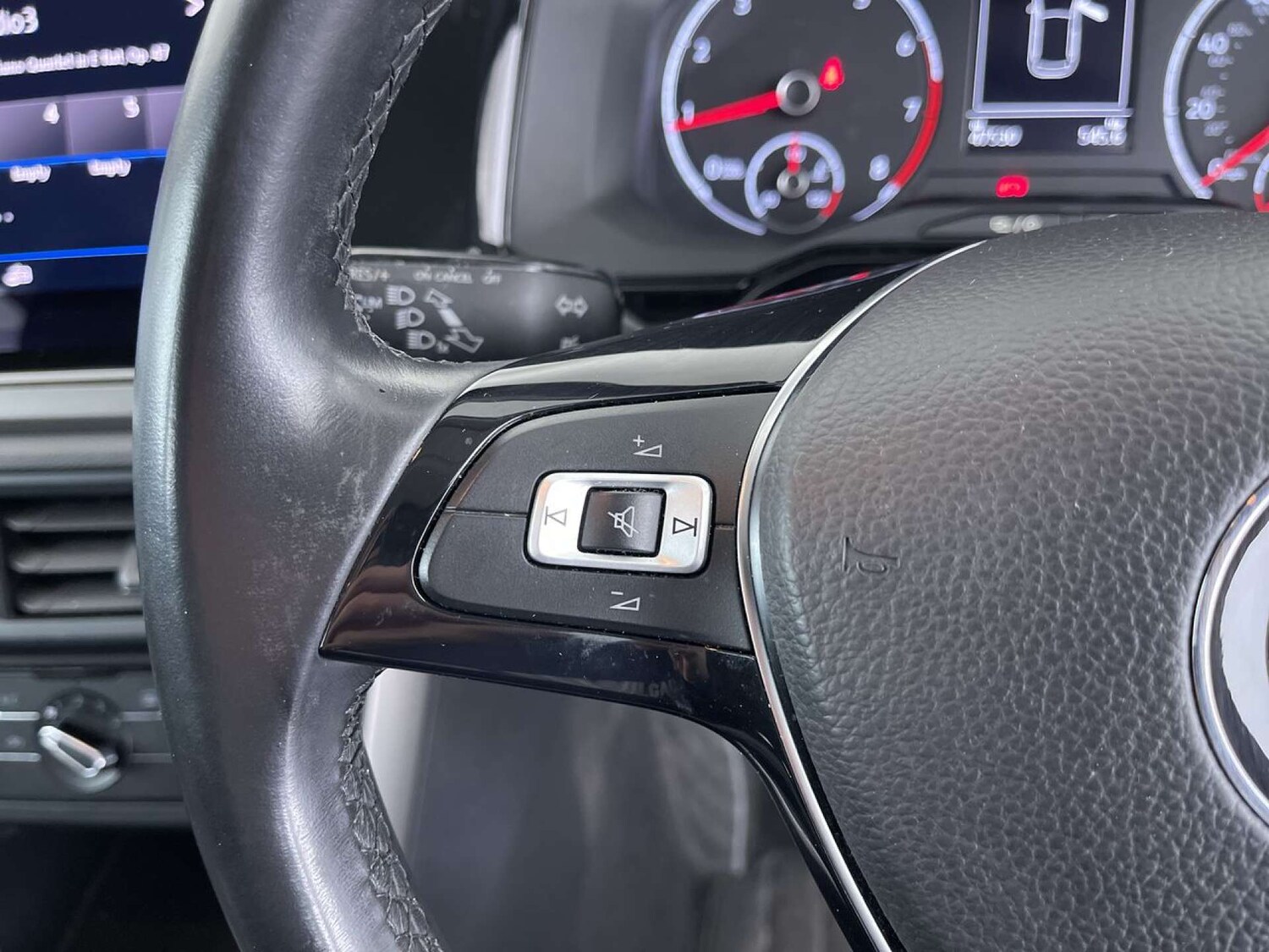 Used Volkswagen Polo 2019 for sale - 77775405: Photo 50