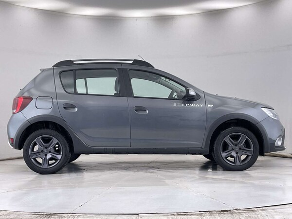 Used Dacia Sandero 2017 for sale - 76333106: Photo 15